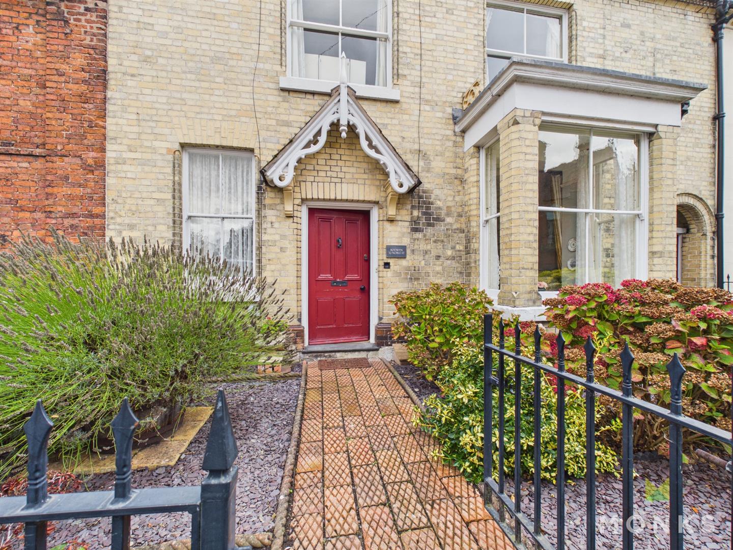 32 Noble Street, Shrewsbury, SY4 5DT For Sale